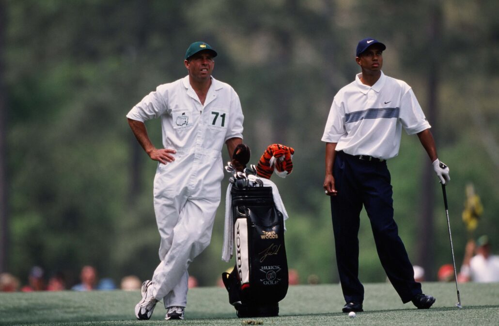 Tiger Woods and Buick Golf Bag (1)